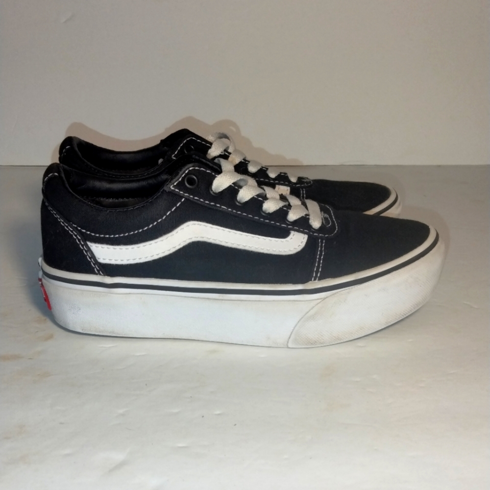Vans Off The Wall Low Sneakers Black White 721356 Kids Size 2